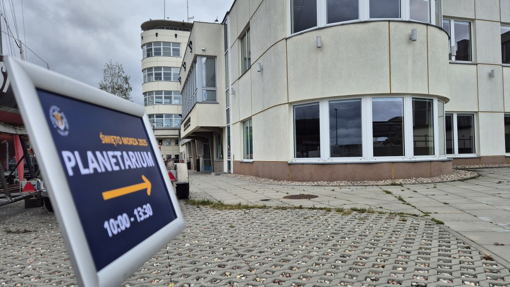 Planetarium im. A Led&oacute;chowskiego