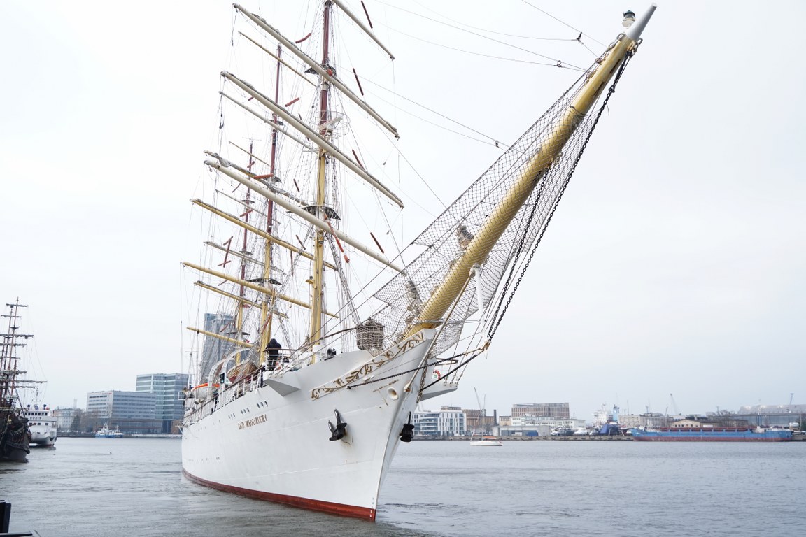 &bdquo;Dar Młodzieży&rdquo; rozpoczął sezon 2024