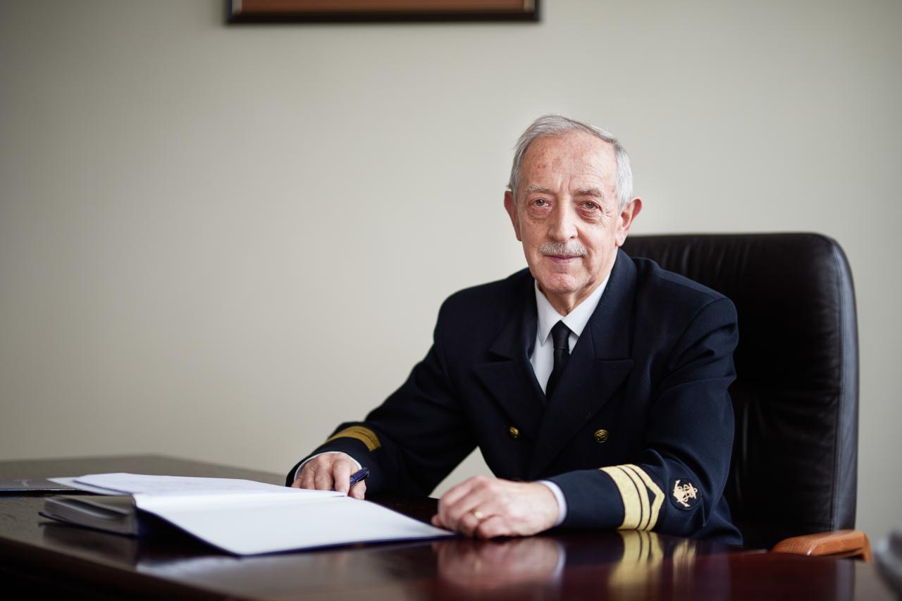 prof. dr hab. Andrzej Grzelakowski 