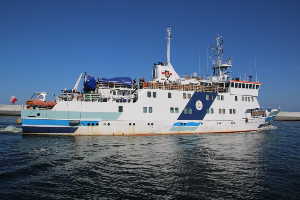 &bdquo;Horyzont II&rdquo; wyszedł w rejs na Spitsbergen