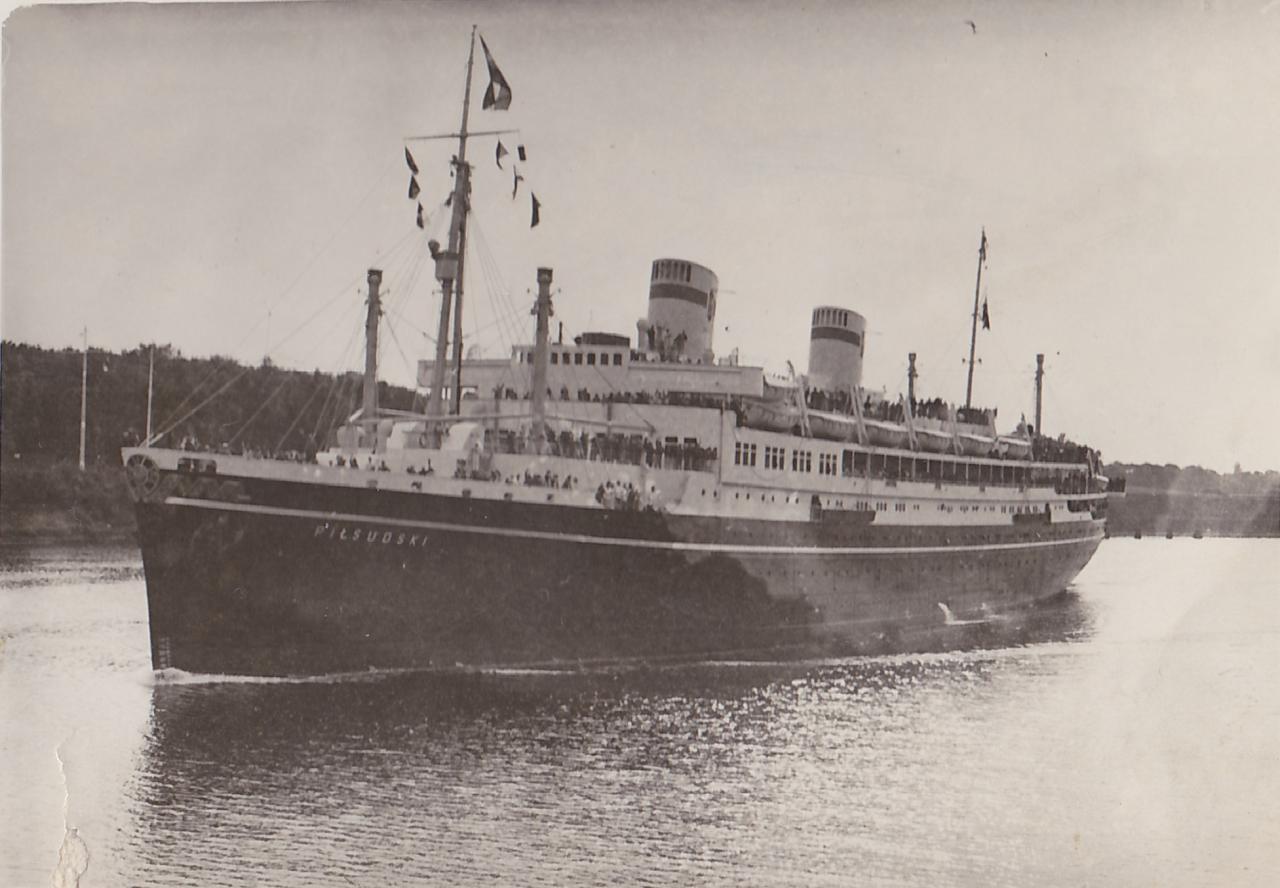 M/s \"Piłsudski\", 1935 r. Fot. z albumu w zbiorach Sali Tradycji.
