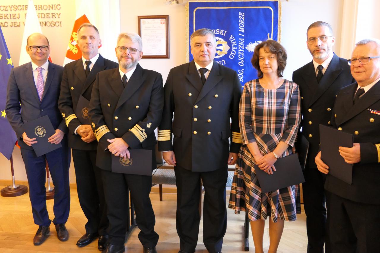 Zesp&oacute;ł ds. koordynowania budowy Centrum Sportu UMG