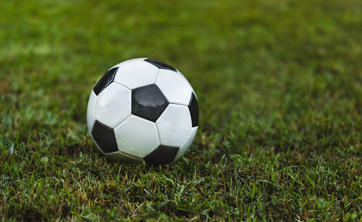 Piłka na boisku