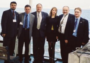 2001, Kobe Japonia. Uczestnicy Dorocznego Walnego Zgromadzenia IAMU - AGA2