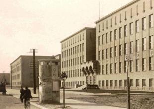 Państwowa Szkoła Morska w Gdyni (1930-1939), fot. Archiwum AMG