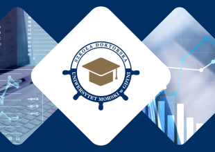 Plansza z logo Szkoły Doktorskiej UMG