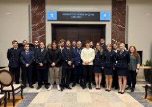 Uroczyste posiedzenie Parlamentu Student&oacute;w UMG