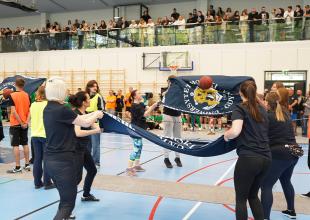 Jedna z konkurencji podczas Dnia Sportu UMG