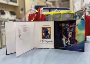 Okładka i wnętrze otwartej książeczki Miś marynarz