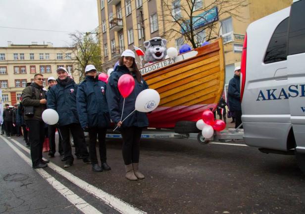 Akademia Morska poczas Parady Niepodległości, fot. Tobiasz Męczykowski