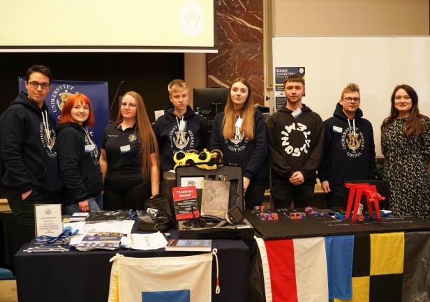 Studenci z Koła Naukowego Innowacyjnych System&oacute;w Transportowo-Logistycznych (ISTL)