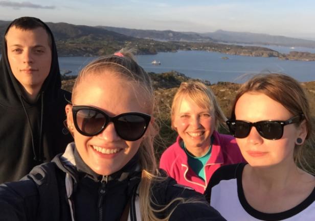 Wyprawa na szczyt g&oacute;ry Selbjorn