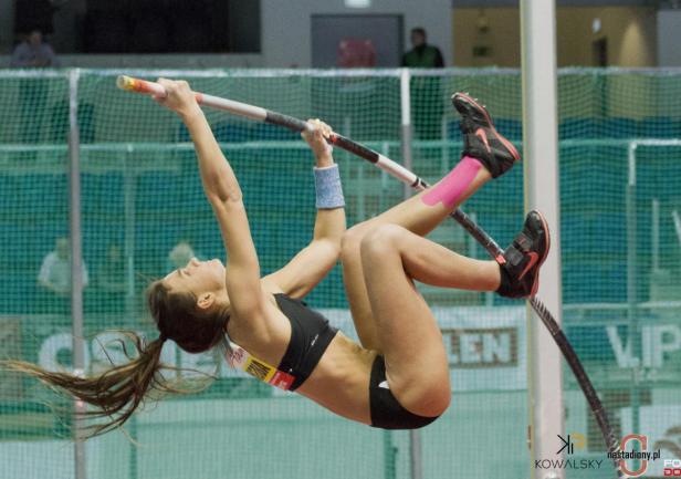 Agnieszka Kaszuba podczas Halowych Mistrzostw Polski w Toruniu